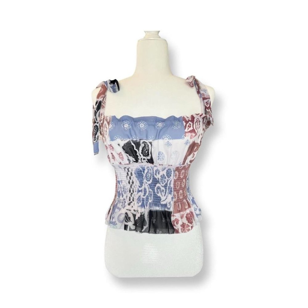 Adorable Aritzia Paisley Summer Tank with Adjustable Straps that Tie❤️❤️